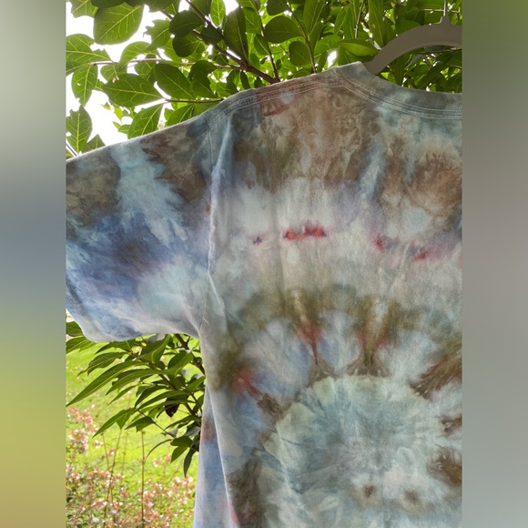 Fossils&Shells: One of a Kind Ice Dyed T-shirt - Spiral - Men’s/Unisex Small - Picture 11 of 12